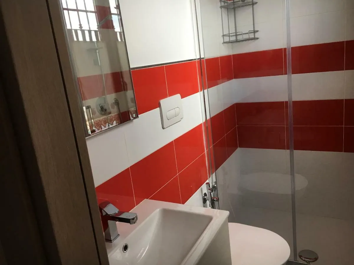 Elleboro Bed & Breakfast Carugo Italy