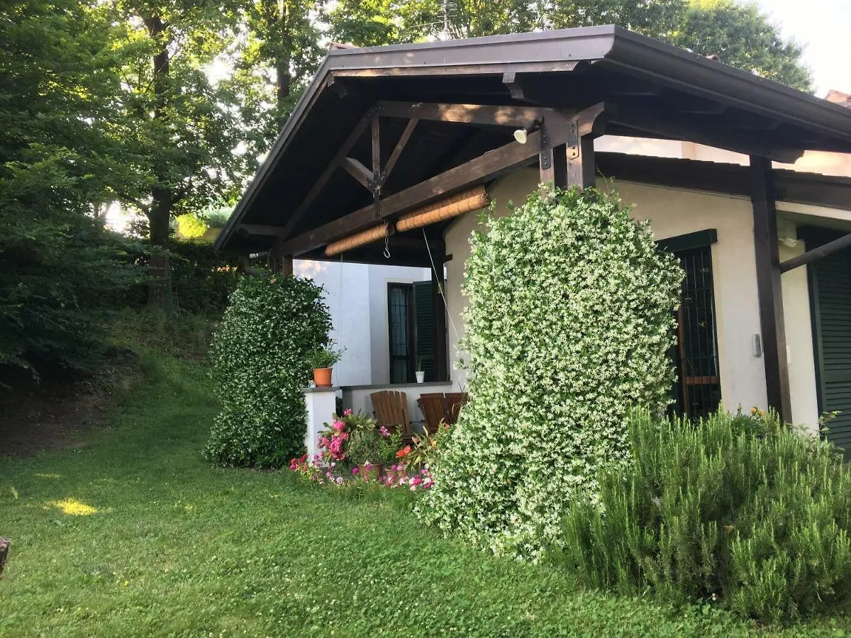 Elleboro Bed & Breakfast Carugo